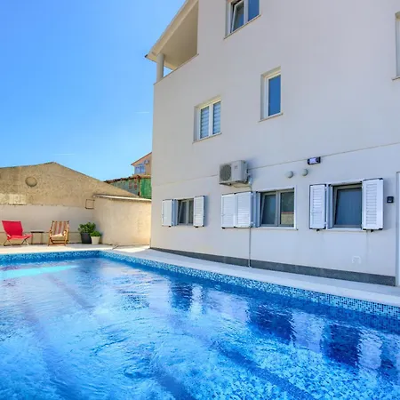 Durdica - Private Pool Appartement